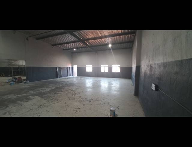 255M² MINI FACTORY TO LET IN STRIJDOMPARK